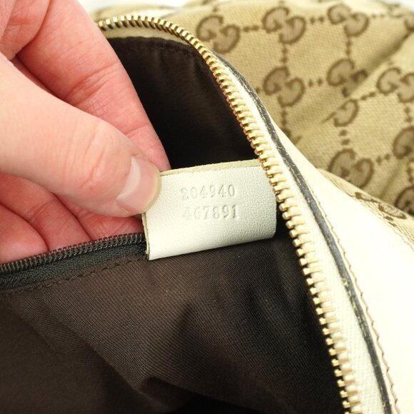Vintage Gucci GG Supreme Abbey Shoulder Bag In Beige & White w/ Silver Hardware - Picture 9 of 14